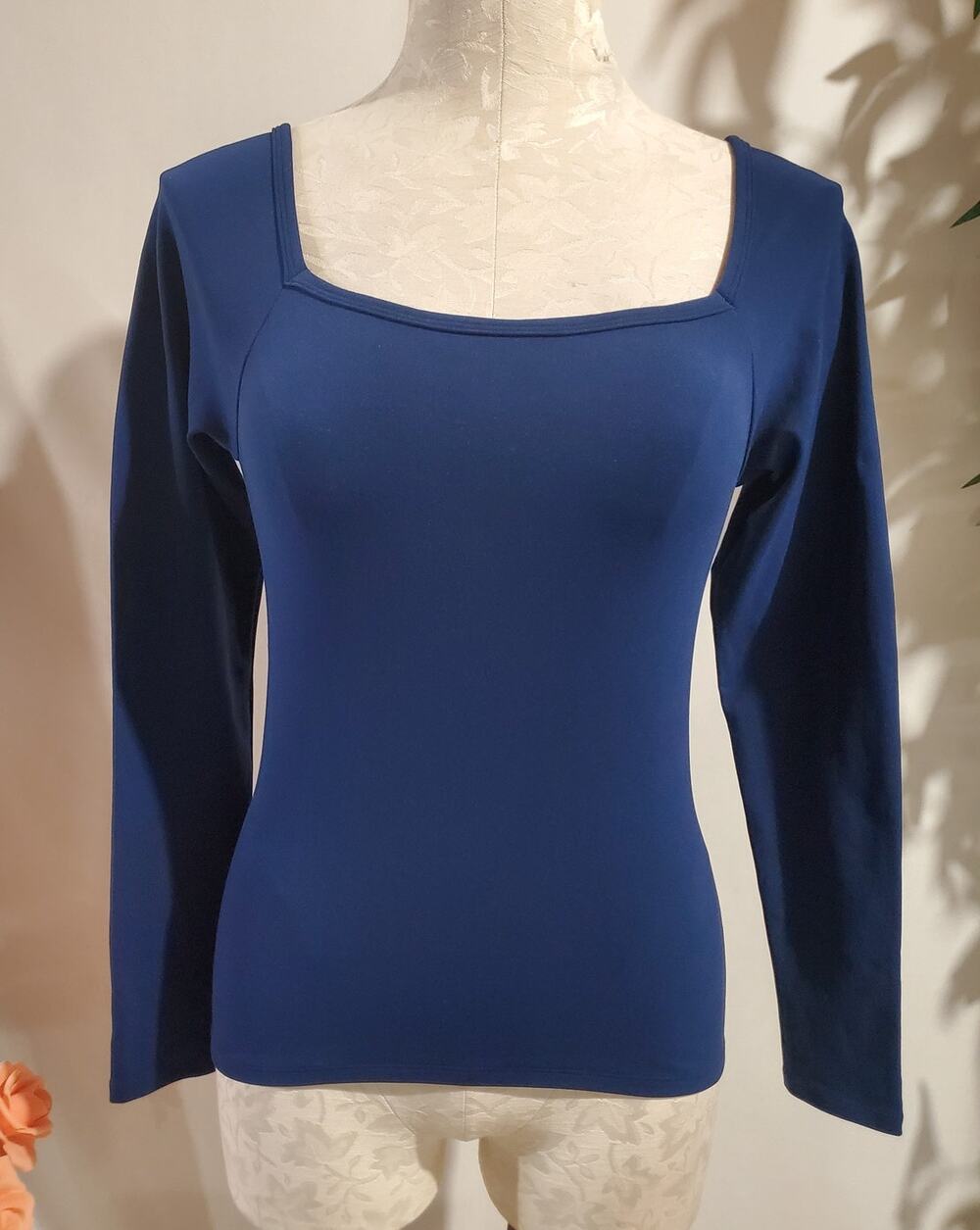Fabletics NWT Emilia Sculptknit Ribbed Square Neck Long Sleeve Top ll Sz L Blue